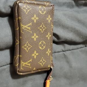 Louis vuitton wallet and purse